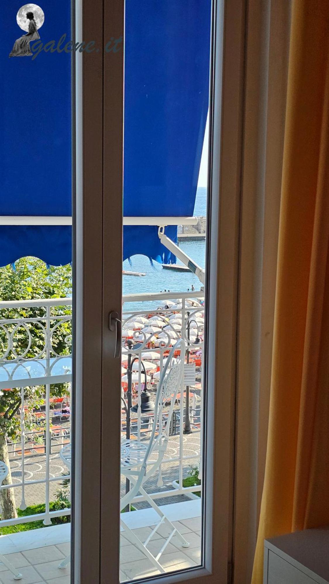 Galene - Beachfront In Costa D'Amalfi Maiori Exterior foto